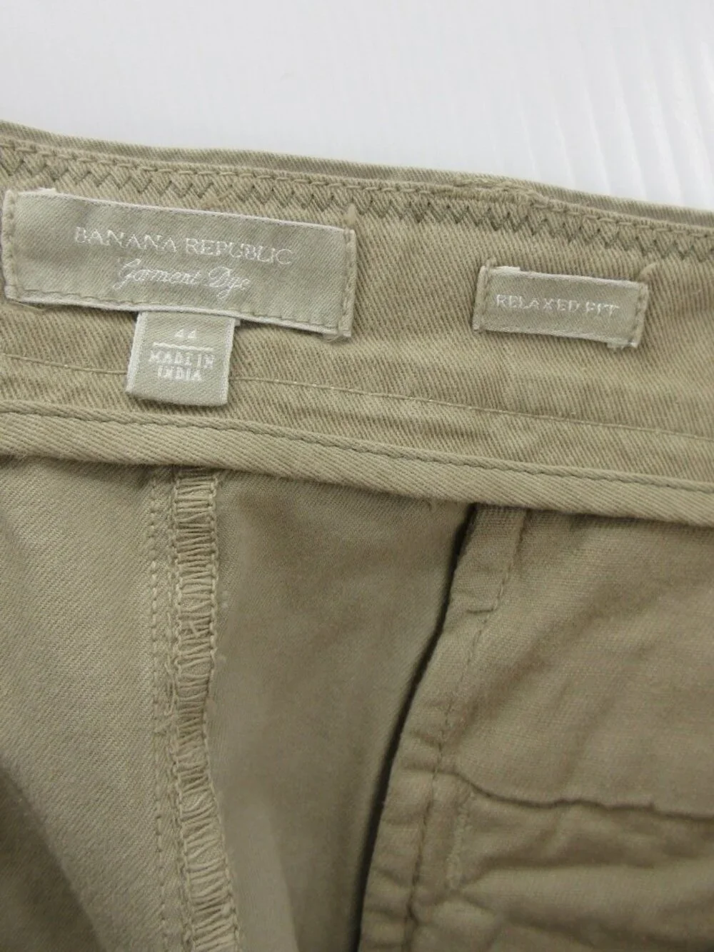 Banana Republic Shorts 44 Khaki Garment Dye Relaxed Chino Canvas NEW
